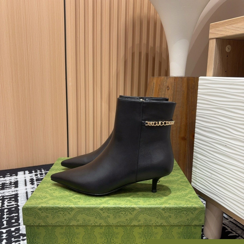G*u*i boots